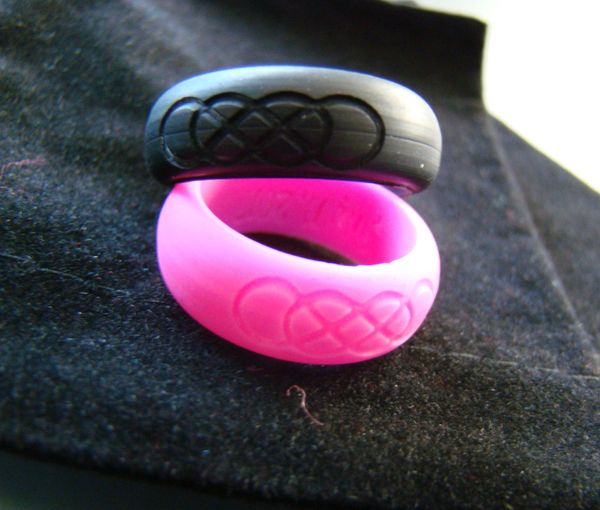 Custom engraved hot sale silicone rings