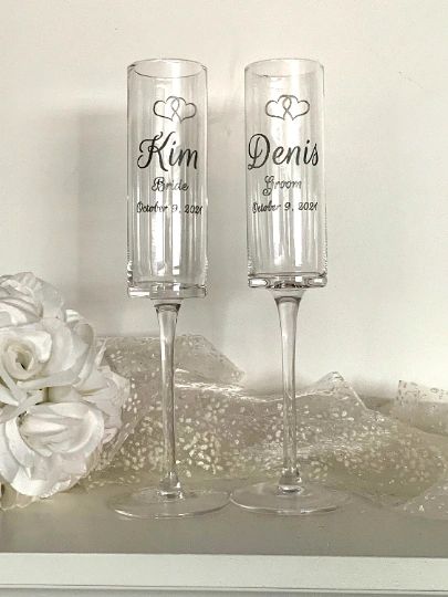 Custom Wedding Champagne Glass Set – Linked Hearts – Acid Ink Designs