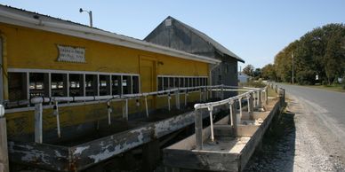 Fish & Crab House on Maryland's Eastern Shore seemed to be out of business.
