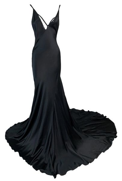 F/W 2002 Gucci Tom Ford Runway Finale Plunging Black Extra Long Gown Dress