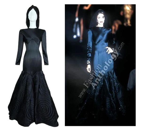 Vintage F/W 1992 Valentino Haute Couture Runway Black Spanish Beaded Gown Dress