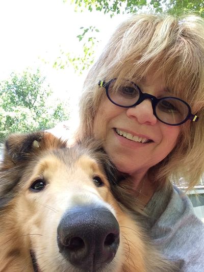 Meet Ellen and Max, one collie of this writer, who offers well, the dog-gone best in books.