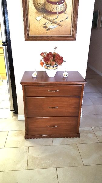 3 DRAWER FREE STANDING STORAGE CHEST (CREDENZA)