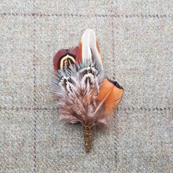 Pheasant feather brooch pin. comes boxed COUNTRY CRAFTY DESIGNS