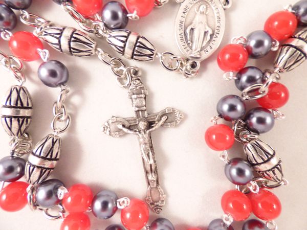 TENNESSEE TITANS NFL BRACELET OR ANKLET  Arizona Jewels -- Handmade Jewelry  and Rosaries