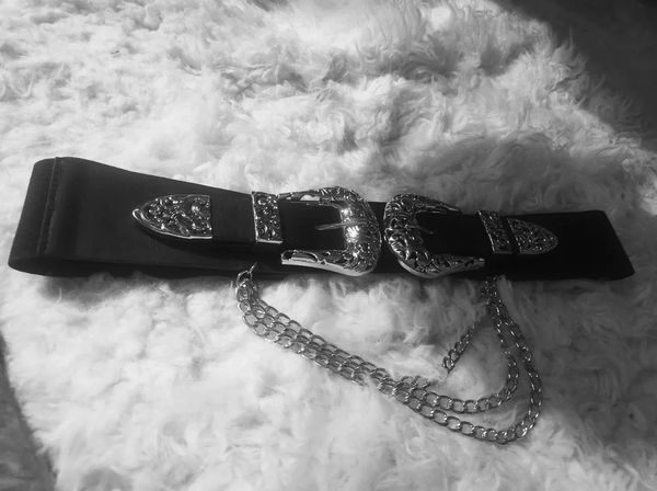 Big buckle belt