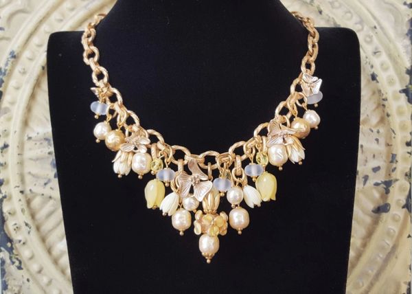 DIANA - Fleur and Baroque Pearl Bib Necklace