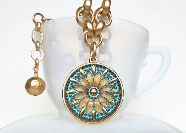 GOLDA - Czech Glass Necklace