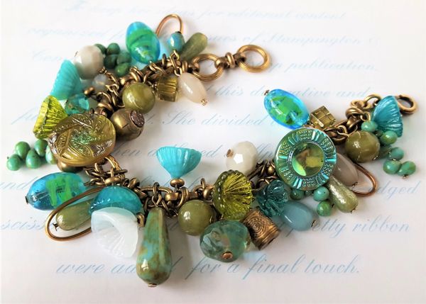 ISLE - Turquoise Glass Beaded Charm Bracelet