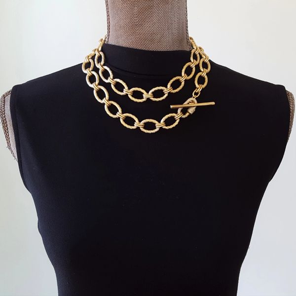 The CLASSIC - Long Toggle Clasp Necklace