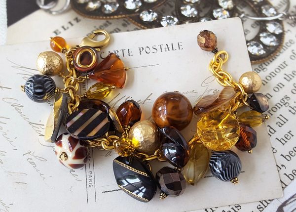 AMBER - Vintage Bead and Button Bracelet
