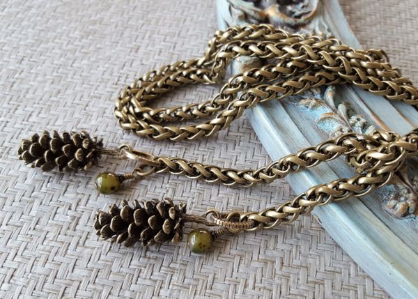 The PINECONE Lariat Necklace