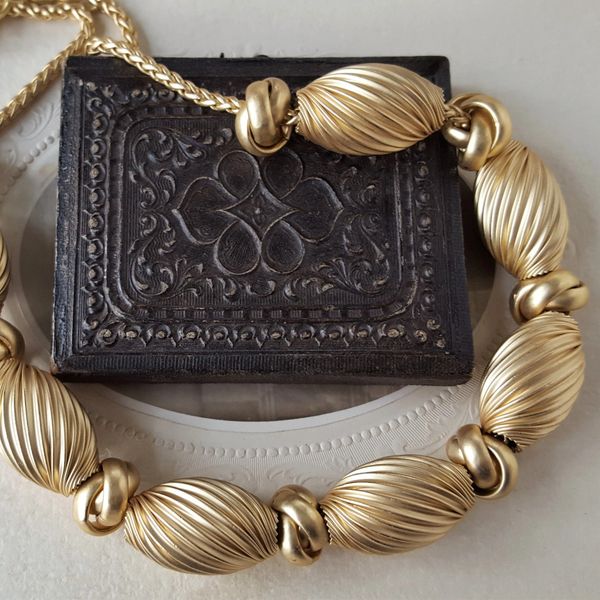 INGRID - Chunky Gold Beaded Necklace