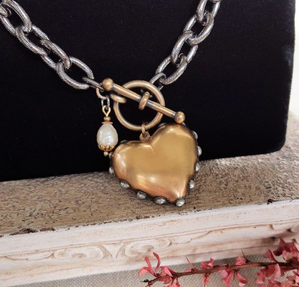 HEART O' GOLD - Chunky Gold Heart Choker