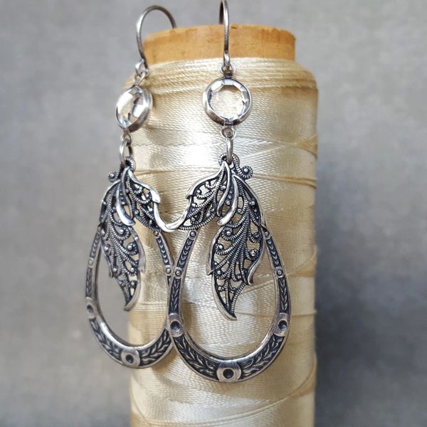 SILVIE - Silver Teardrop Hoop Earrings