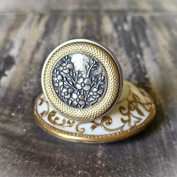 JAINY - Sterling Silver Button Ring