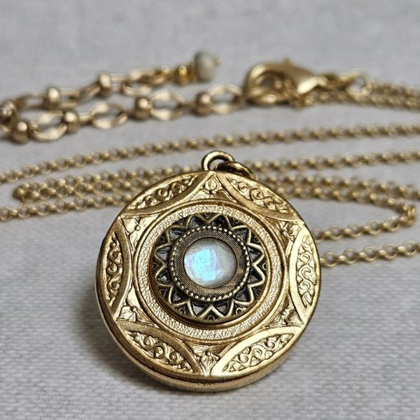 CELESTE - Antique Button Necklace