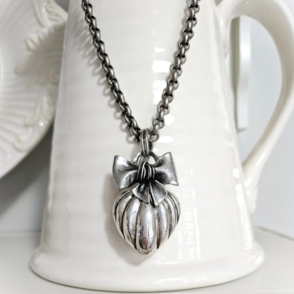 BIG SWEET LOVE - Big Heart Charm Necklace