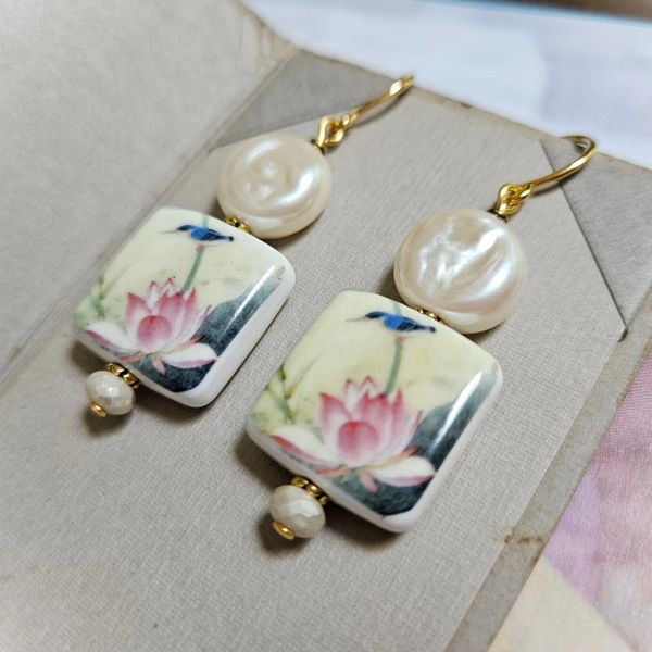 EMMALINE - Lotus Flower and Baroque Pearl Earrings