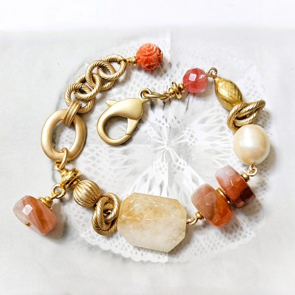 TERI - Gold and Carnelian Beaded Bracelet