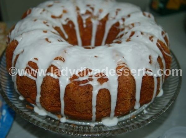 Banana Nut Pound Cake Mini 4x1.75 Bundt