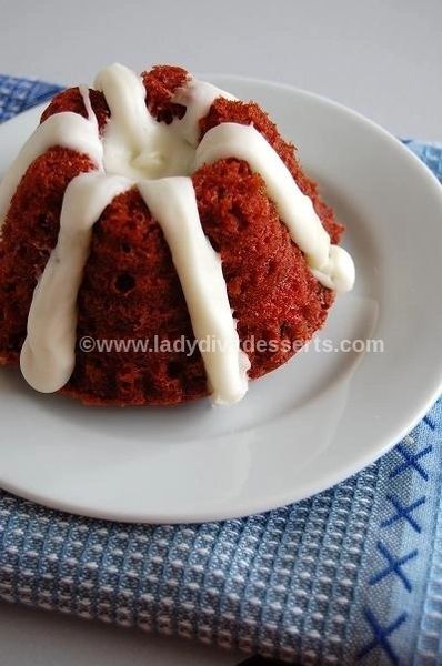 Red Velvet Pound Cake Mini 4x1.75