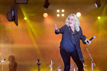 BECCY COLE - GYMPIE MUSIC MUSTER 2018.