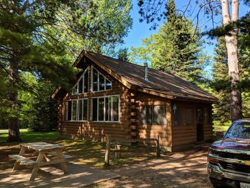 Cabin at Johnson's Resort