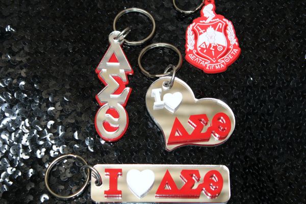 Delta sigma hot sale theta keychain