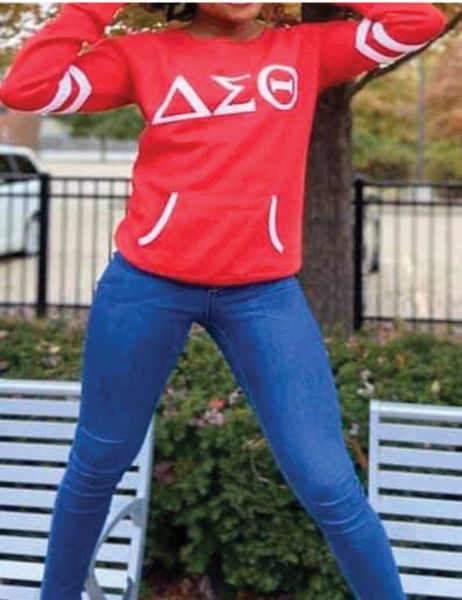 Delta sigma hotsell theta sweatshirt