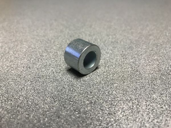 Spacer Bushing for Center Roller in overlap area