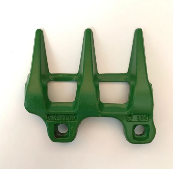 Right Overlap Guard, Fits JD 600 Series
