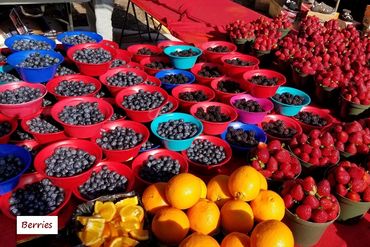 Southwest Florida Food Photos - Berries at a Farmers Market