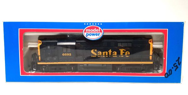 Ho scale cheap santa fe engine