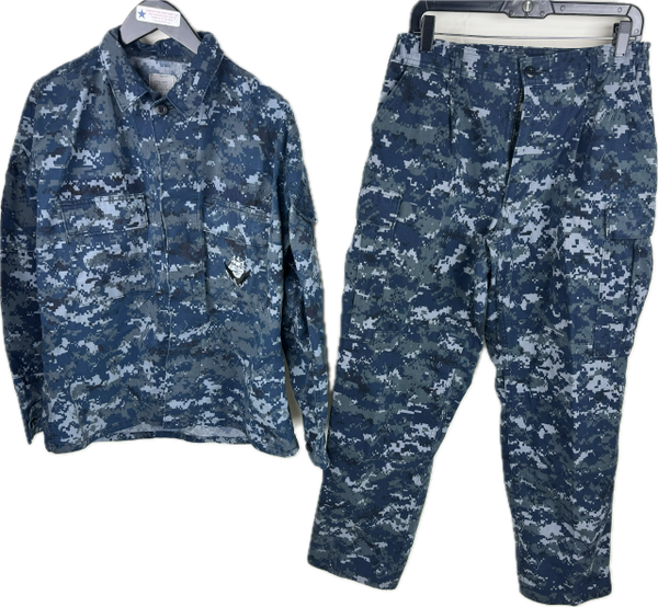 US Navy Working Uniform BDU Shirt & Pants Set | NWU Blue Digital | Medium Regular | EUC