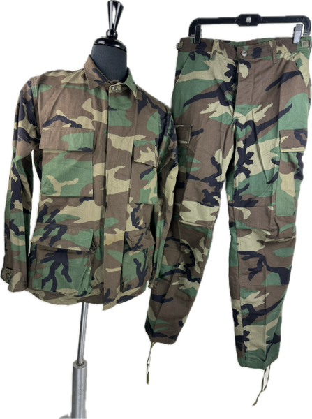 Woodland Camouflage BDU Combat Uniform Shirt & Pants Set | Small Short
