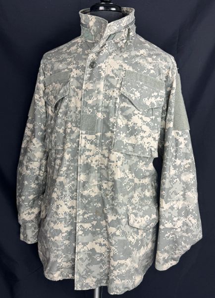 ACU Digital Camouflage M65 Field Jacket Cold Weather Coat | Medium Long | EUC