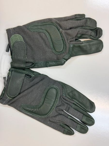 Army Combat Gloves | Type II - Capacitive | Foliage Green | Sz Small | NEW