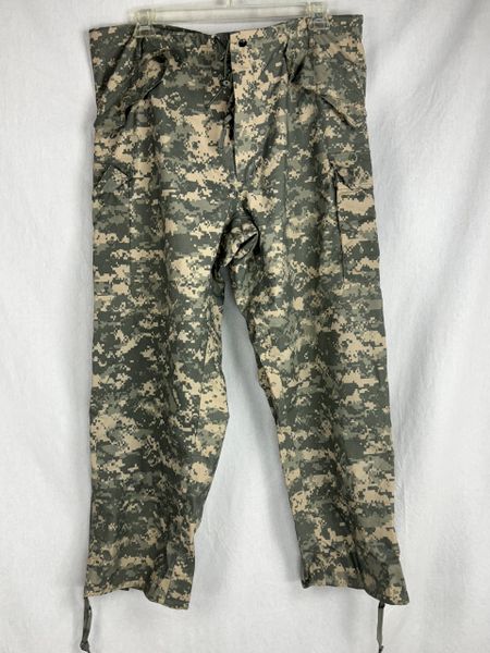 USGI Army ACU Camo Cold Wet Weather Goretex Waterproof Trousers Pants Large Reg EUC