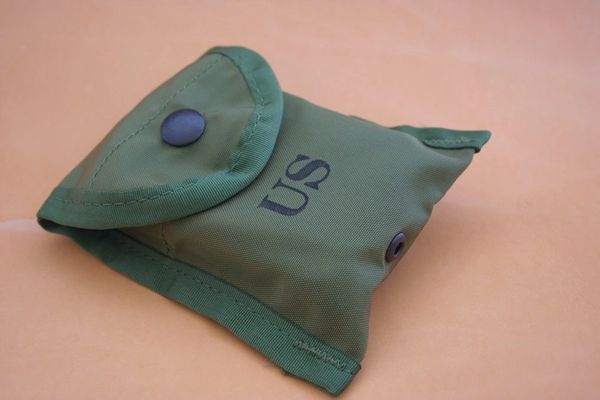 US Military G.I. Issue LC-1 Compass/First Aid Pouch USED
