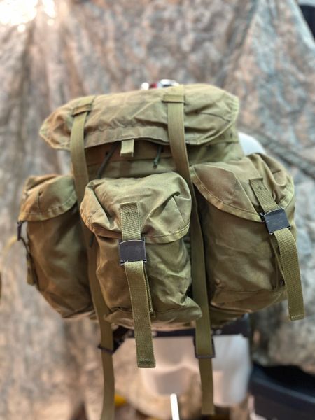 US MILITARY MEDIUM ALICE PACK WITH FRAME COMPLETE | EUC