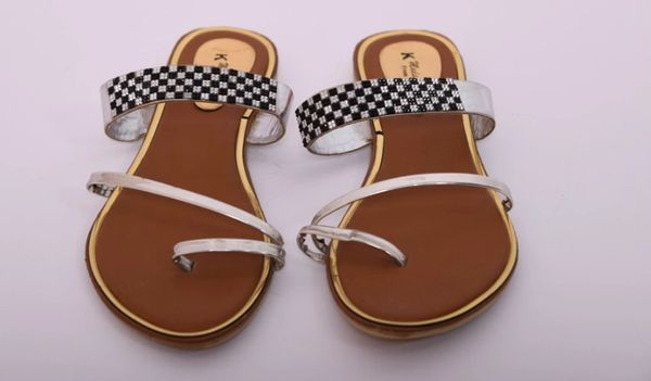ITEM CODE -SFSANDAL07 SILVER PARTY WEAR SANDAL