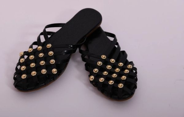 ITEM CODE -SFSANDAL10 BLACK GOLD PARTY WEAR SANDAL