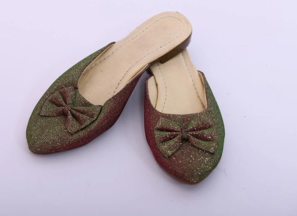 ITEM CODE -SFSANDAL14 ANTIQUE GOLD PARTY WEAR SANDAL
