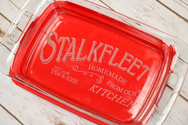 Favorite Recipe Personalized 9x13 casserole dish - Waverly Glass Works &  Engraving