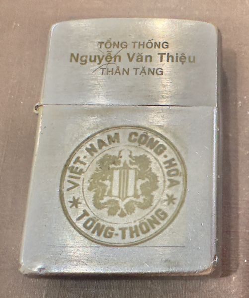 Vietnam War - VNCH Tong Thong “ Tong thong Nguyen Van Thieu Than Tang “ Zippo Lightrr