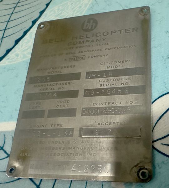 Bell Huey Helicopter US AirCraft M.A.A Plate No.412350