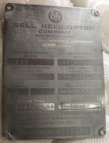 Bell Huey Helicopter US AirCraft M.A.A Plate No. 410939