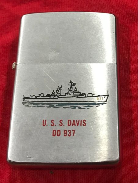USS DAVIS DD 937 Zippo Lighter