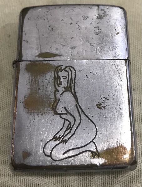 Vietnam War - Nude Girls & Army Patches Zippo Lighter